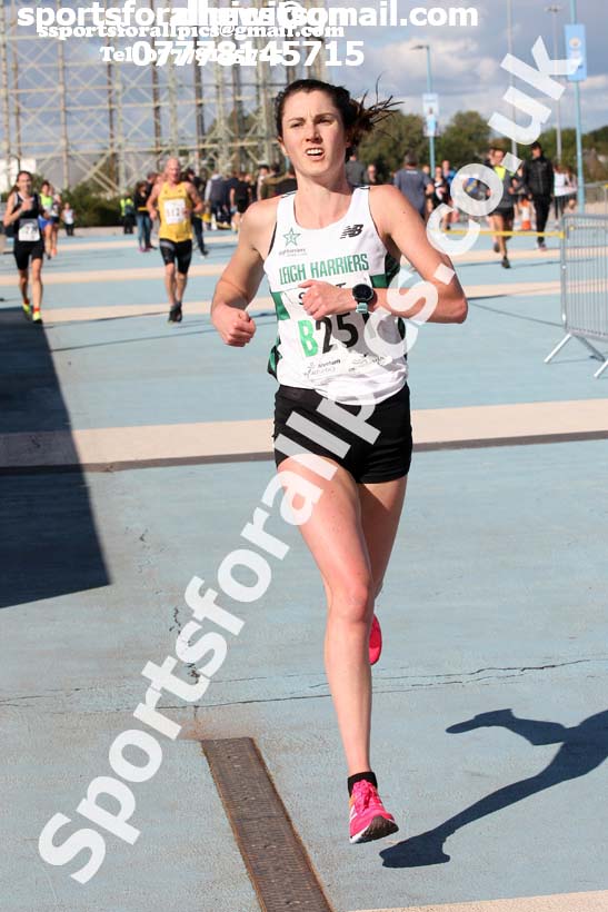 Senior womens Northern 4 Stage Road Relay, SportsCity, Manchester. Photo: David T. Hewitson/Sports for All Pics